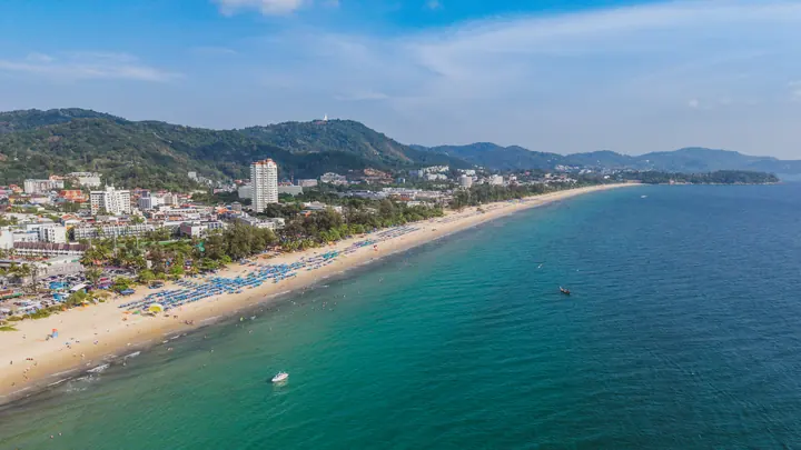 Buying Property in Phuket: Direct From the Developer or Through an Agency?