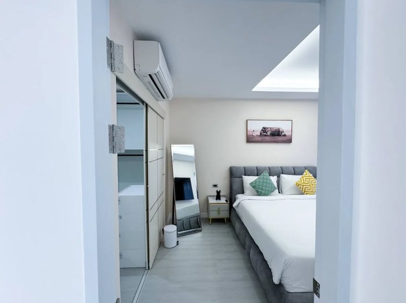 3 bedroom townhouse 5 minutes from Bang Tao Beach, Phuket in Laguna Park