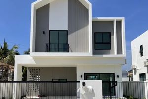 Two-storey house in Talang district, Phuket in NAI HOME Srisunthon2 complex