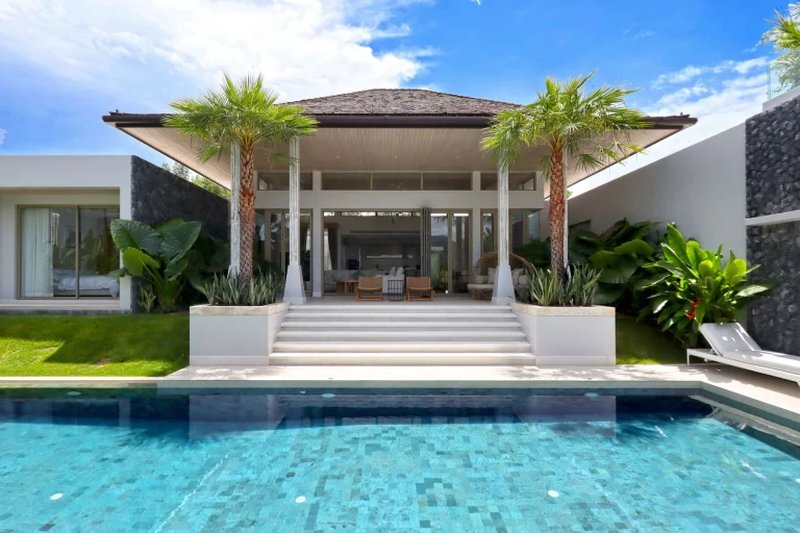 4 Bedroom Villa with private pool in Layan, Phuket in Botanica Lakeside