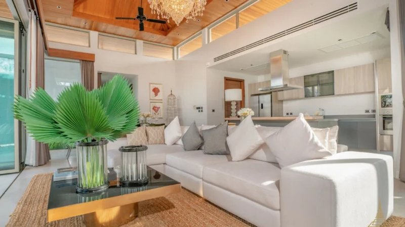 4 Bedroom Villa with Pool in Talang, Phuket at Botanica Prestige