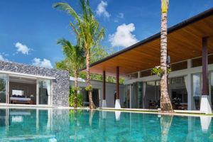 4 Bedroom Villa with Pool in Talang, Phuket at Botanica Prestige