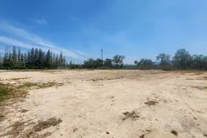 участка в Чернг Талай