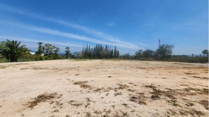 Land plot 4 rai in Cherng Talai area, Phuket
