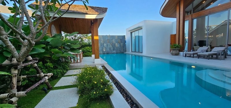 Вилла с 4 спальнями и бассейном на Таланге, Пхукет в Nakara Luxury Grand Villas