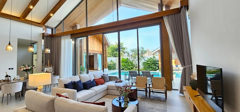 Вилла с 4 спальнями и бассейном на Таланге, Пхукет в Nakara Luxury Grand Villas