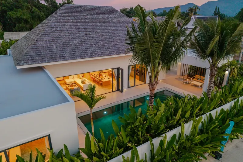 villa in Choeng Thale