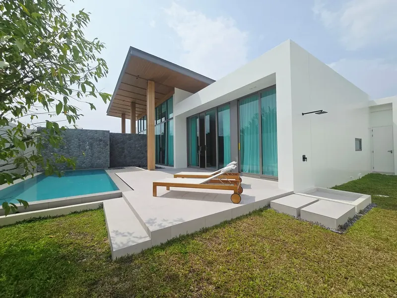 villa in Thalang District