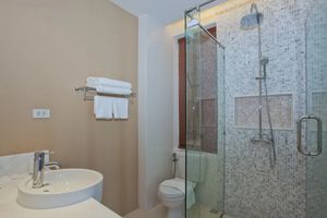 9 Bedroom Villa for rent in Rawai area, Phuket