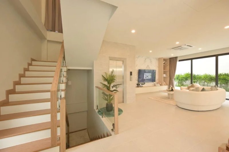 Three-storey 4 bedroom house in Ratsada area, Phuket at Anocha Luxury Villas
