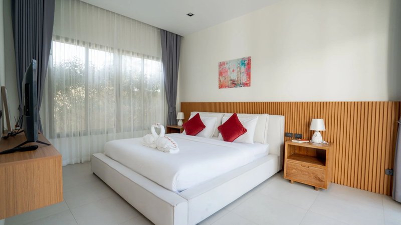 Two-storey 4 bedroom villa with private pool in Chalong area, Phuket at 99 Phuket Andaman TRopical Home