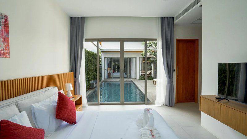 Two-storey 4 bedroom villa with private pool in Chalong area, Phuket at 99 Phuket Andaman TRopical Home