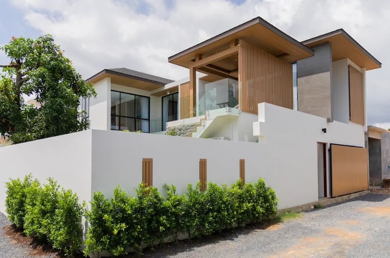 Two-storey 3 bedroom villa with private pool in Bang Tao, Phuket at Dareeya Villas Complex