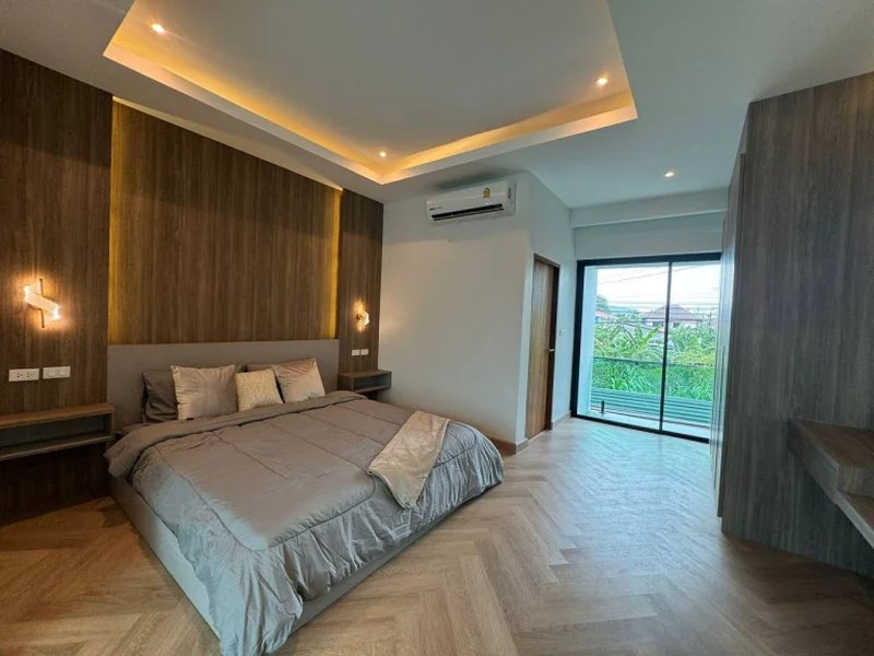 Двухэтажная вилла с 3 спальнями и частным бассейном на Раваи, Пхукет