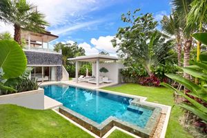 4 Bedroom Villa with private pool in Layan, Phuket in Botanica Lakeside