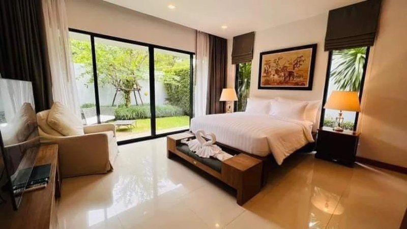 Villa with pool for rent in Bang Tao, Phuket in Anchan