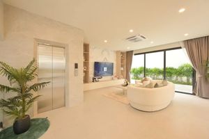 Three-storey 4 bedroom house in Ratsada area, Phuket at Anocha Luxury Villas