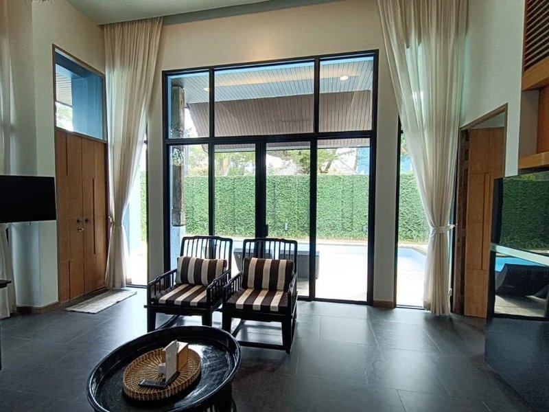 Finished villa with 2 bedrooms and a swimming pool in Wings Villas complex