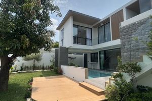 Two-storey 3 bedroom villa with private pool in Bang Tao, Phuket at Dareeya Villas Complex