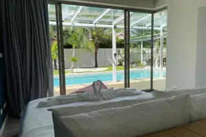 villa in Choeng Thale