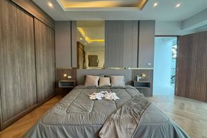 Двухэтажная вилла с 3 спальнями и частным бассейном на Раваи, Пхукет