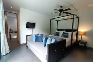 Finished villa with 2 bedrooms and a swimming pool in Wings Villas complex