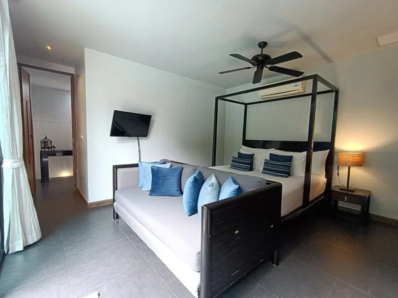 Finished villa with 2 bedrooms and a swimming pool in Wings Villas complex