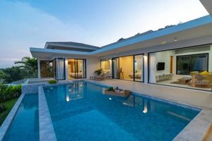 4 bedroom villa with pool for rent in Rawai, Phuket