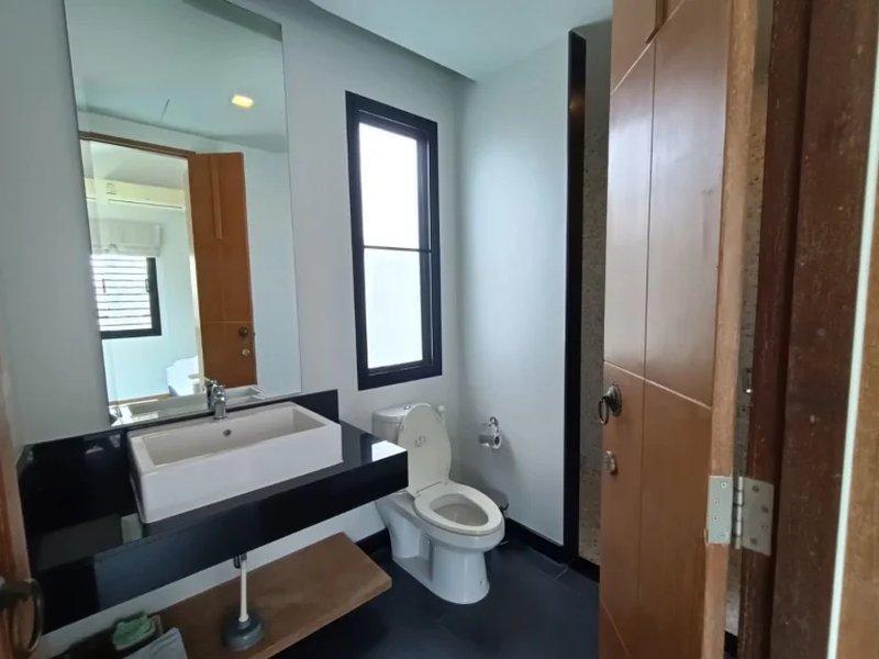 วิลล่า 3 ห้องนอนพร้อมสระว่ายน้ำในเชิงตะไล,ภูเก็ตที่วิงวิลล่า