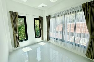 Ready-made 4 bedroom house with swimming pool in Talang area, Phuket at a bargain price