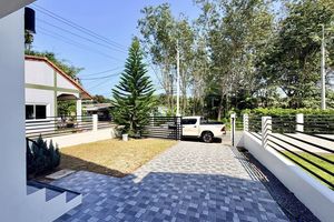 Ready-made 4 bedroom house with swimming pool in Talang area, Phuket at a bargain price