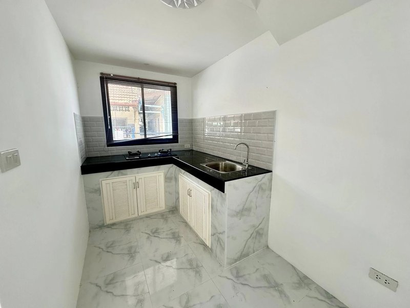 Ready-made 4 bedroom house with swimming pool in Talang area, Phuket at a bargain price