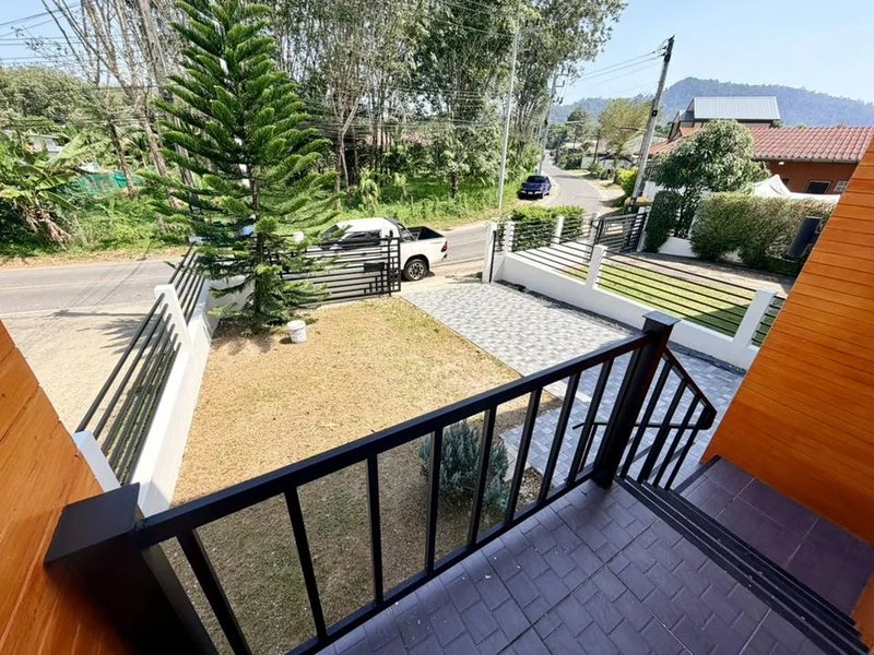 Ready-made 4 bedroom house with swimming pool in Talang area, Phuket at a bargain price