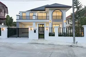 townhouse in Ко Каео