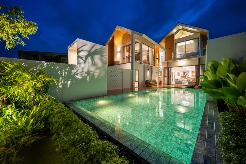 Pool area of villa in Choeng Thale