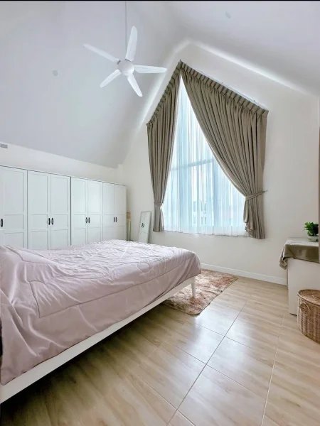 Two-storey villa with private pool and restaurant in Talang area, Phuket