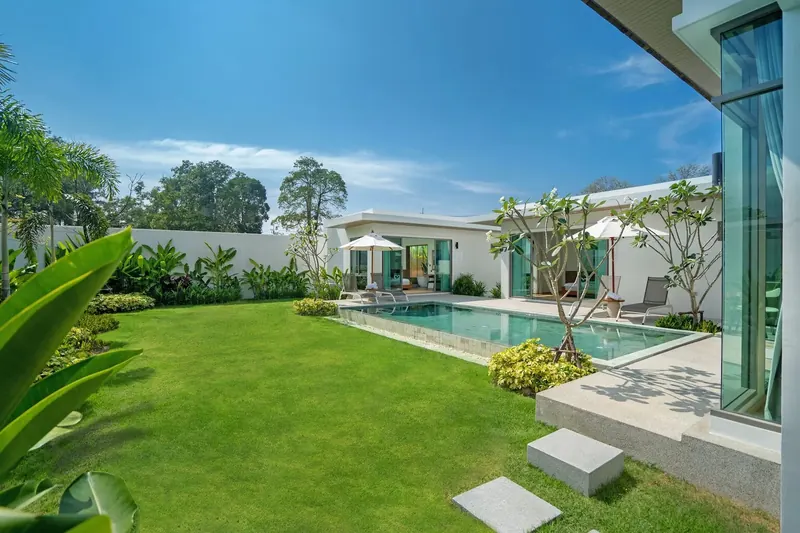 villa in Choeng Thale