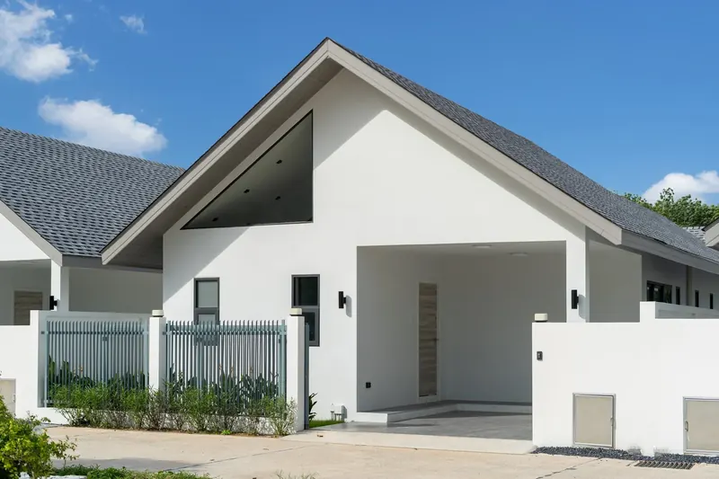 villa in Sakhu