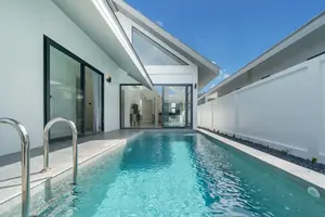 villa in Sakhu