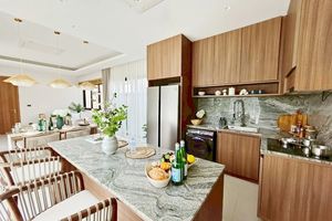 วิลล่า 2 ห้องนอนพร้อมสระว่ายน้ำส่วนตัวใกล้หาดในยางภูเก็ตที่ภูวิสต้า 3 ในยางคอมเพล็กซ์