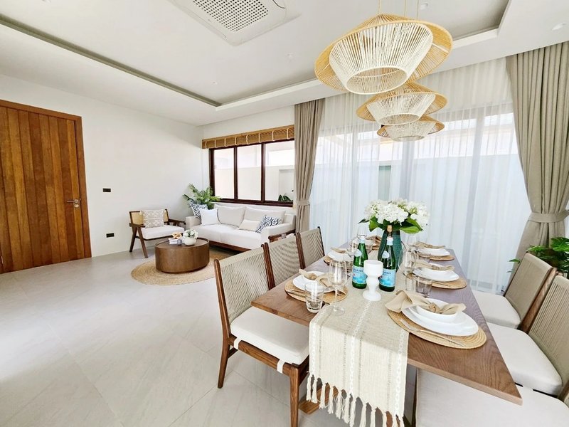 วิลล่า 2 ห้องนอนพร้อมสระว่ายน้ำส่วนตัวใกล้หาดในยางภูเก็ตที่ภูวิสต้า 3 ในยางคอมเพล็กซ์