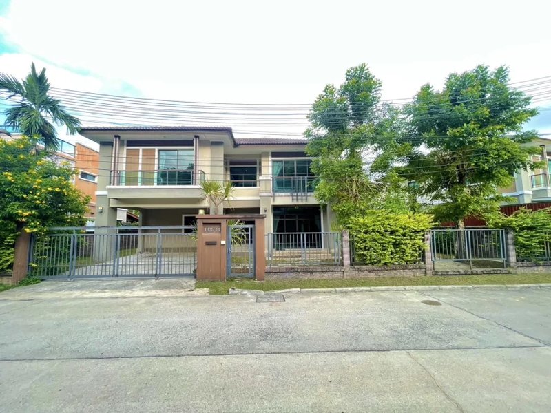 Two-storey 4 bedroom house in Katu area, Phuket