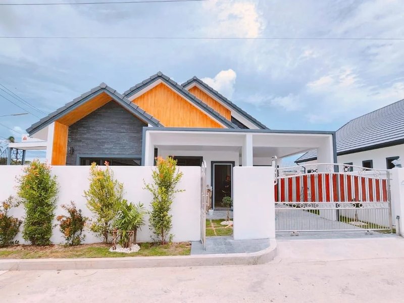 บ้านเดี่ยว 3 ห้องนอนพร้อมสระว่ายน้ำในพื้นที่ฉลอง,ภูเก็ต