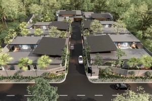 4 Bedroom villa with pool next to the sea in Chalong area, Phuket at Sea Central Villa