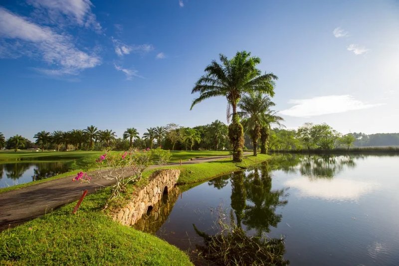 Luxury Duplex 2 Bedroom apartment in a gated community with Golf courses in Blue Canyon Heights