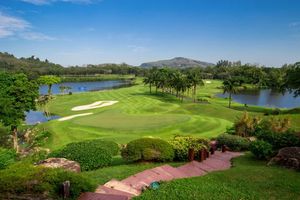 Luxury Duplex 2 Bedroom apartment in a gated community with Golf courses in Blue Canyon Heights