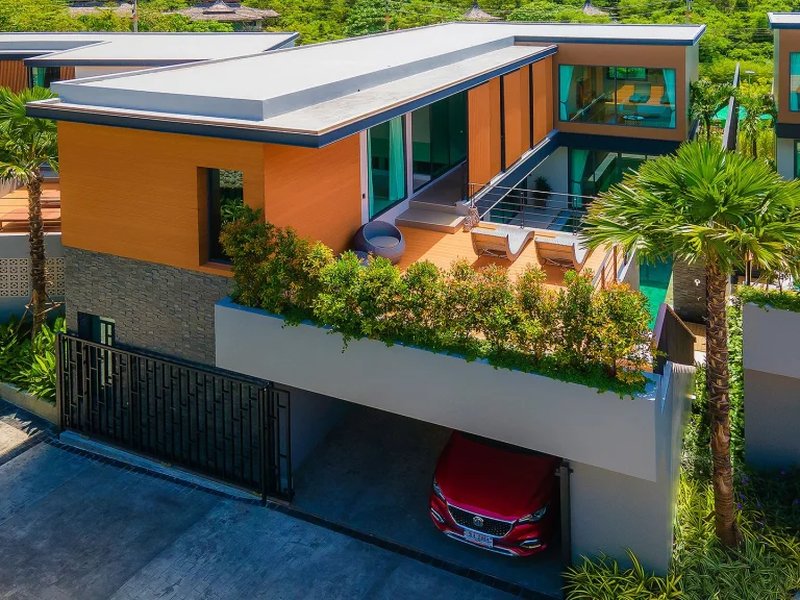 Two-storey villa with pool in Rawai, Phuket at Le Villa Rawai