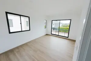 townhouse in Thep Krasasttri