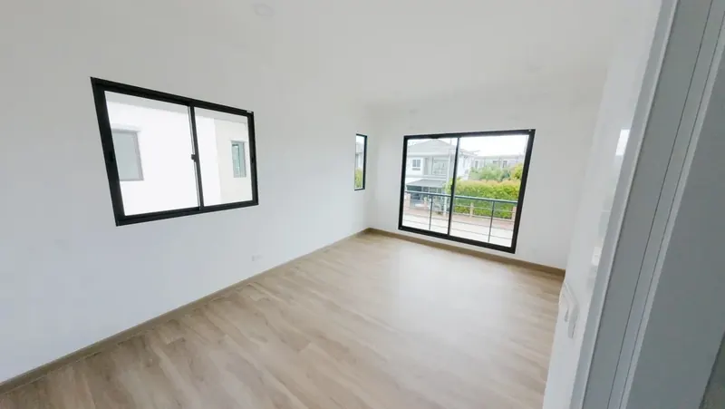townhouse in Thep Krasasttri