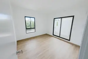 townhouse in Thep Krasasttri